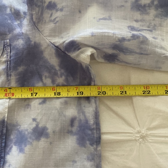 Women’s Pilcro by Anthropologie tie dye long sleeve eyelet detail blouse - Picture 7 of 11